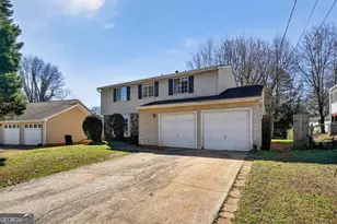 1183 Muirfield Dr, Stone Mountain, GA 30088 - Photo 1