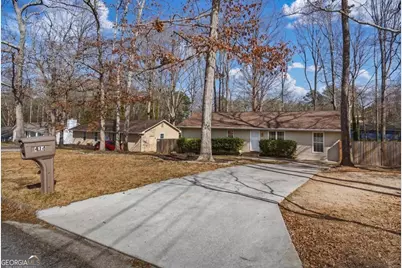 414 Hemlock Drive, Lawrenceville, GA 30046 - Photo 3