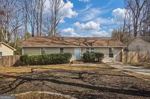 414 Hemlock Dr, Lawrenceville, GA 30046 - Photo 1