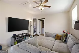 414 Hemlock Dr, Lawrenceville, GA 30046 - Photo 13