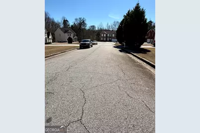 9154 Claude Court, Jonesboro, GA 30238 - Photo 3