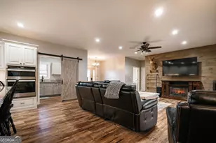 52 Ivy Rdg Ct, Blue Ridge, GA 30513 - Photo 13