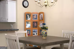 5718 Hidden Brook Cir, Atlanta, GA 30349 - Photo 9