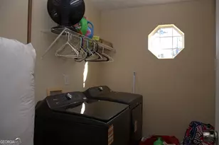 5718 Hidden Brook Cir, Atlanta, GA 30349 - Photo 25