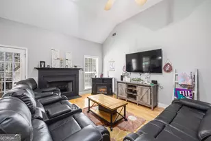 829 Thrash Rd, Lagrange, GA 30241 - Photo 15