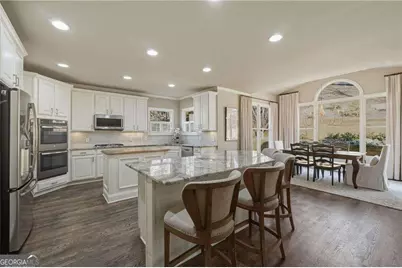 4250 Old Oak Trace, Cumming, GA 30041 - Photo 9