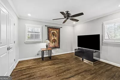 2318 Midvale Circle, Tucker, GA 30084 - Photo 9