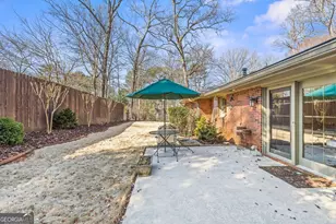 2318 Midvale Cir, Tucker, GA 30084 - Photo 27