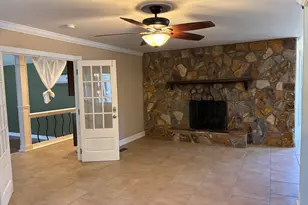 271 Lakeshore Dr, Warner Robins, GA 31088 - Photo 23