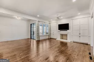 8 W Wieuca Rd NE, Atlanta, GA 30342 - Photo 11