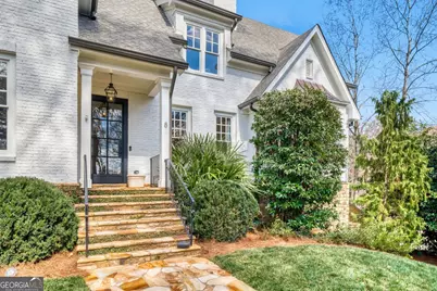 8 W Wieuca Road NE, Atlanta, GA 30342 - Photo 3