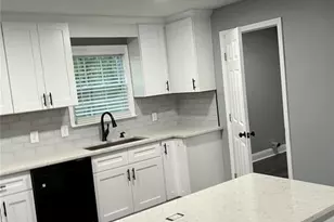 318 Willowwind Dr, Loganville, GA 30052 - Photo 7