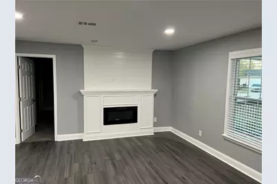 318 Willowwind Drive, Loganville, GA 30052 - Photo 5