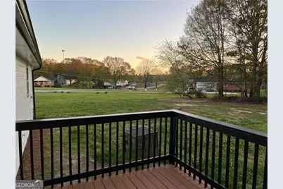 318 Willowwind Drive, Loganville, GA 30052 - Photo 13