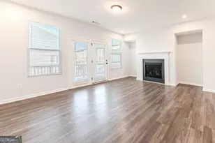 1276 May Elm Ln, Lawrenceville, GA 30043 - Photo 9