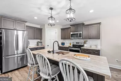 300 Kendall Court, Perry, GA 31069 - Photo 13