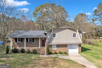 405 Strawberry Lane SE #LINDALE, Lindale, GA 30147 - Photo 1