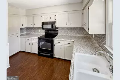 145 V F W Drive, Watkinsville, GA 30677 - Photo 3