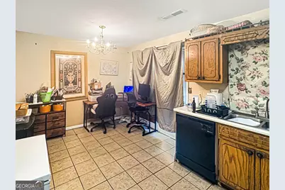 664 Browning Lane SE, Conyers, GA 30013 - Photo 5