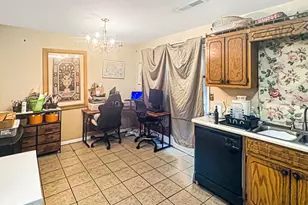 664 Browning Ln SE, Conyers, GA 30013 - Photo 5