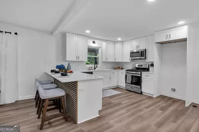 3951 Covered Bridge Road SW, Smyrna, GA 30082 - Photo 9