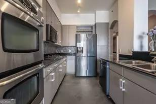 3445 Stratford Rd NE, Atlanta, GA 30326 - Photo 3