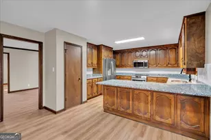 204 Creekside Dr, Gray, GA 31032 - Photo 11