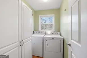 354 Mystic View Ln, Clayton, GA 30525 - Photo 17