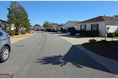 17885 SE 91st Freedom Court, The Villages, FL 32162 - Photo 5