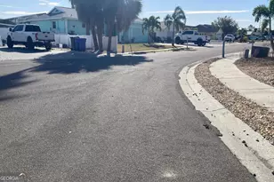 6530 Bimini Ct, Apollo Beach, FL 33572 - Photo 5