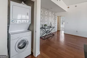 565 Peachtree Street NE, Atlanta, GA 30308 - Photo 17