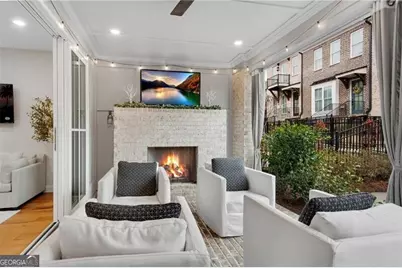 4048 Blandford Street, Peachtree Corners, GA 30092 - Photo 5