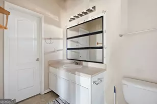 5100 Windsor Forrest Ln, College Park, GA 30349 - Photo 17