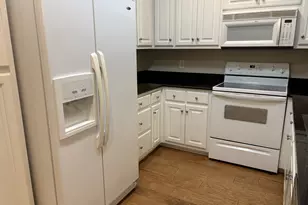 136 Wisteria Dr, Winder, GA 30680 - Photo 9