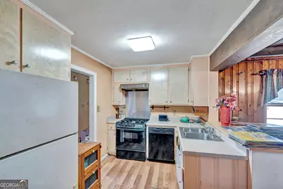 1801 Winston Drive, Macon, GA 31206 - Photo 13