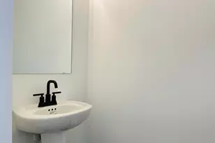 1568 Driggs Dr NW, Atlanta, GA 30318 - Photo 9