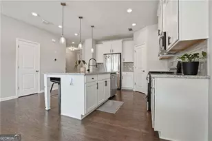 504 Elm Bluff Way, Lawrenceville, GA 30043 - Photo 5