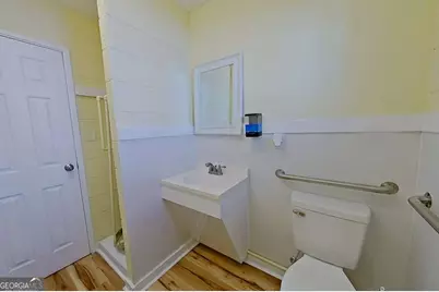 424 N Hwy Avenue, Blackshear, GA 31516 - Photo 35