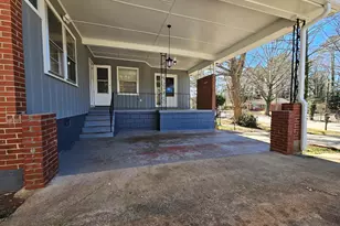 2654 Plantation Dr, East Point, GA 30344 - Photo 11