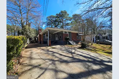 2654 Plantation Drive, East Point, GA 30344 - Photo 5