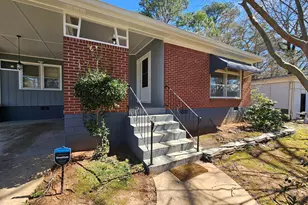 2654 Plantation Dr, East Point, GA 30344 - Photo 9