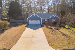 403 Briarwood Rd, Winder, GA 30680 - Photo 5