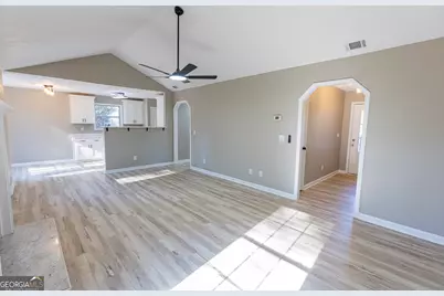 403 Briarwood Road, Winder, GA 30680 - Photo 13