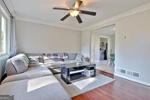 218 Hilltop Dr, Peachtree City, GA 30269 - Photo 5