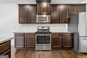 3378 Castleberry Village Cir, Cumming, GA 30040 - Photo 11