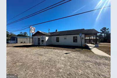 152 E Parrish Street, Statesboro, GA 30458 - Photo 1