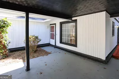 512 Rockborough Terrace, Stone Mountain, GA 30083 - Photo 3