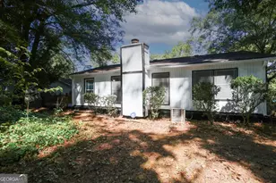 512 Rockborough Terrace, Stone Mountain, GA 30083 - Photo 7