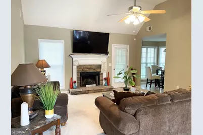 963 Gettysburg Way, Locust Grove, GA 30248 - Photo 7