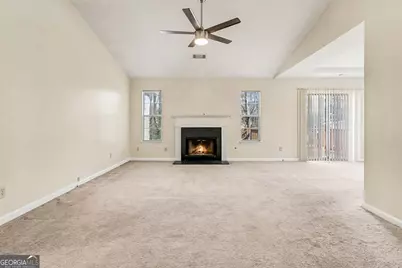 7134 Hazelwood Drive, Jonesboro, GA 30236 - Photo 5